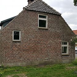 001-1541087240.jpg